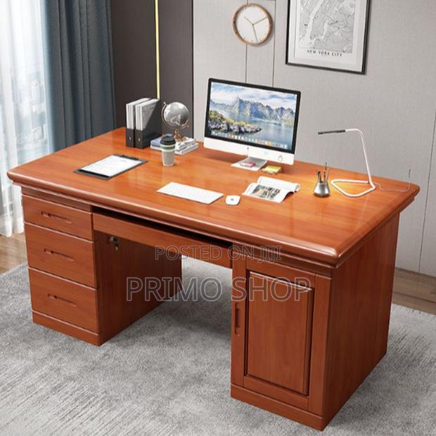 Office Tables: 1400mm Secure Computer Executive Desk - thumbnail 7