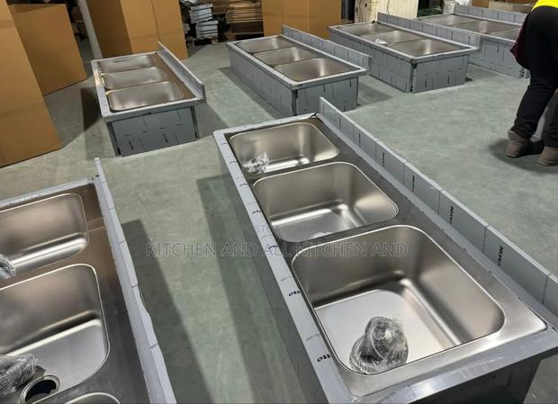 Mordern Triple Bowl Stainless Steel Sink