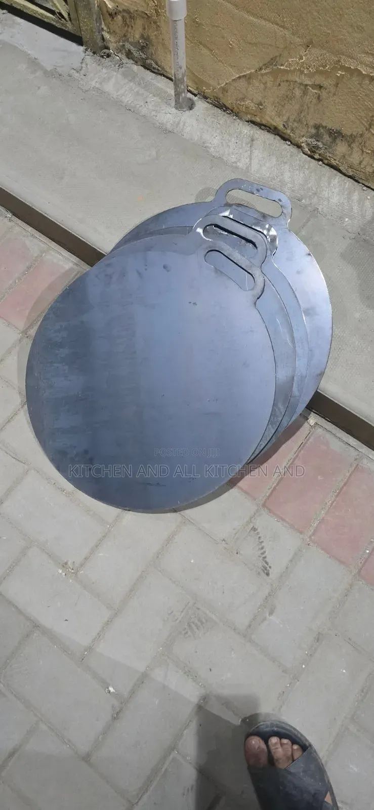 Exceptional Metal Chapati Pans