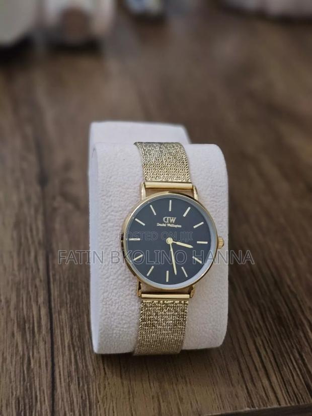 Classy Watch Daniel Wellington Gold Black - main view