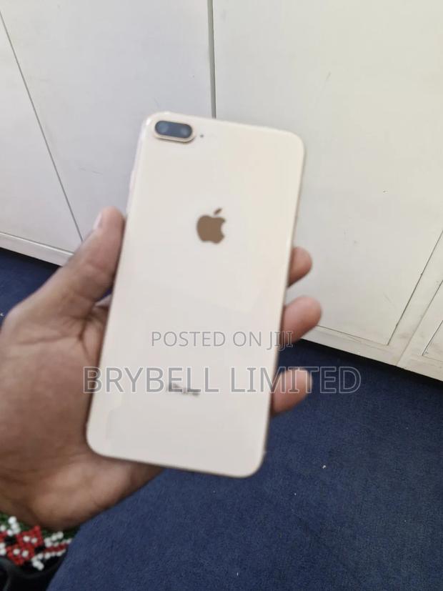 Apple iPhone 8 Plus 256 GB Gold - main view