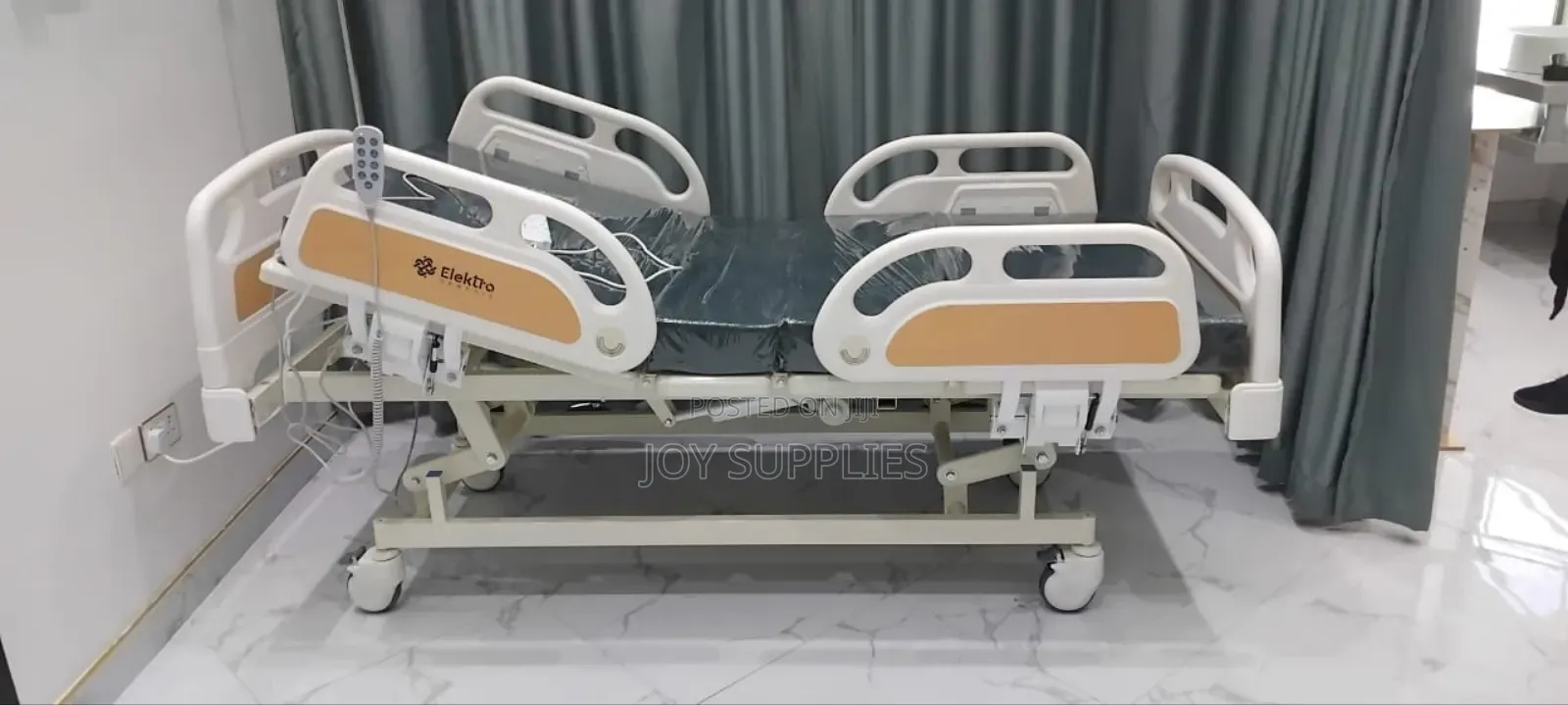 3 Crank Electric Bed