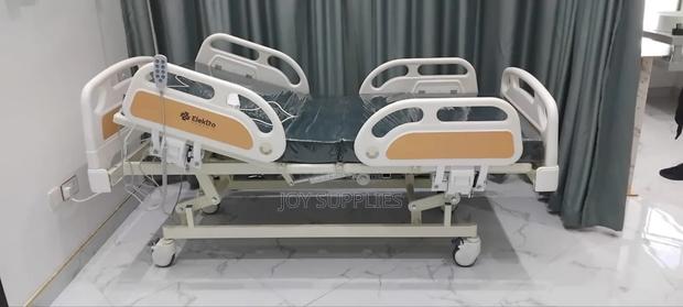 3 Crank Electric Bed - thumbnail 8