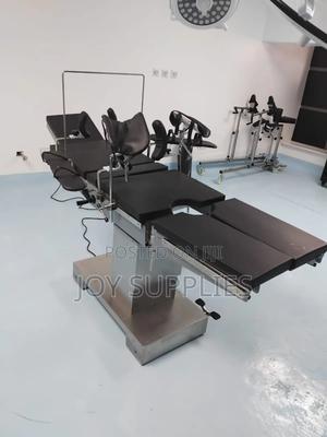 Hydraulic Theatre Table