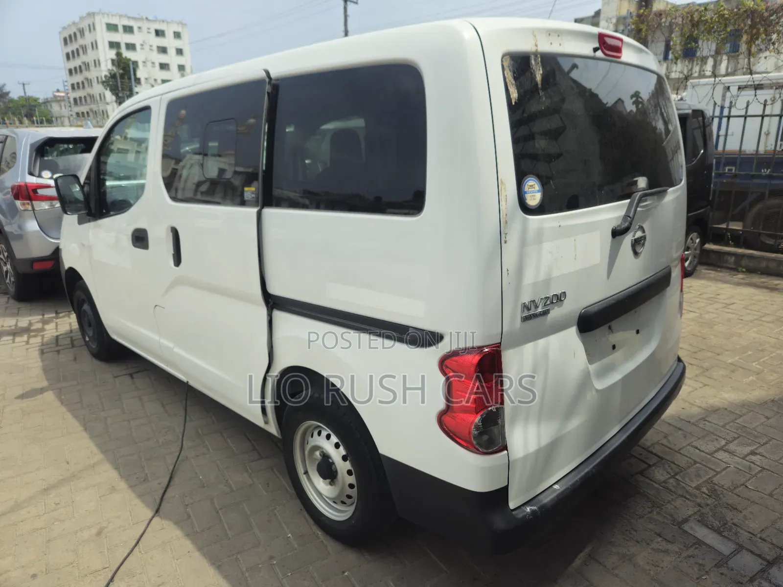 Nissan NV200 2018 White