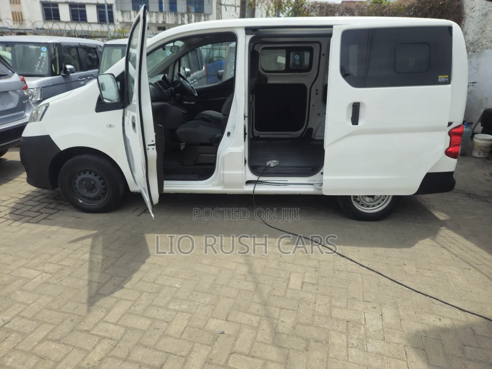 Nissan NV200 2018 White