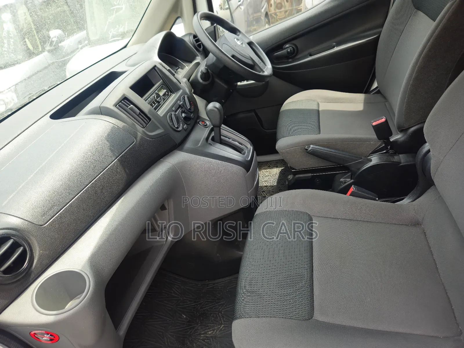 Nissan NV200 2018 White