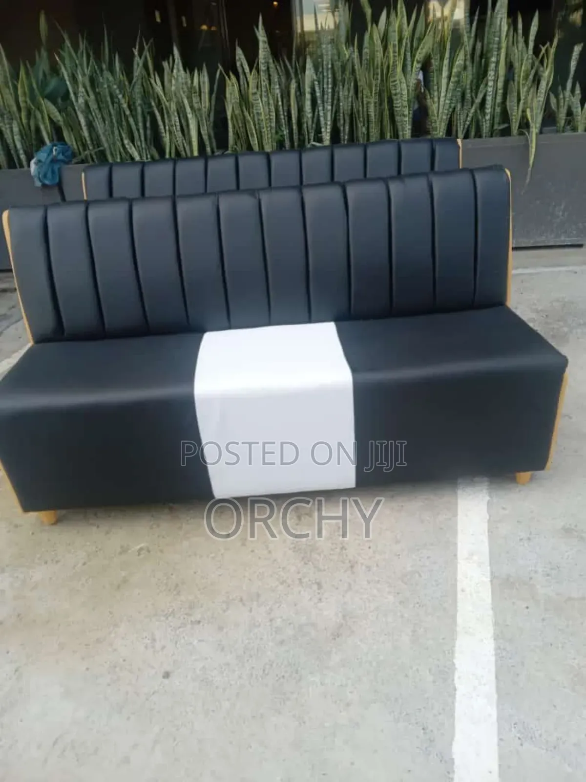 5ft Couch /Waiting Seat