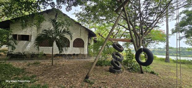 2-acre Prime Creekfront Beach Plot For Sale - thumbnail 10