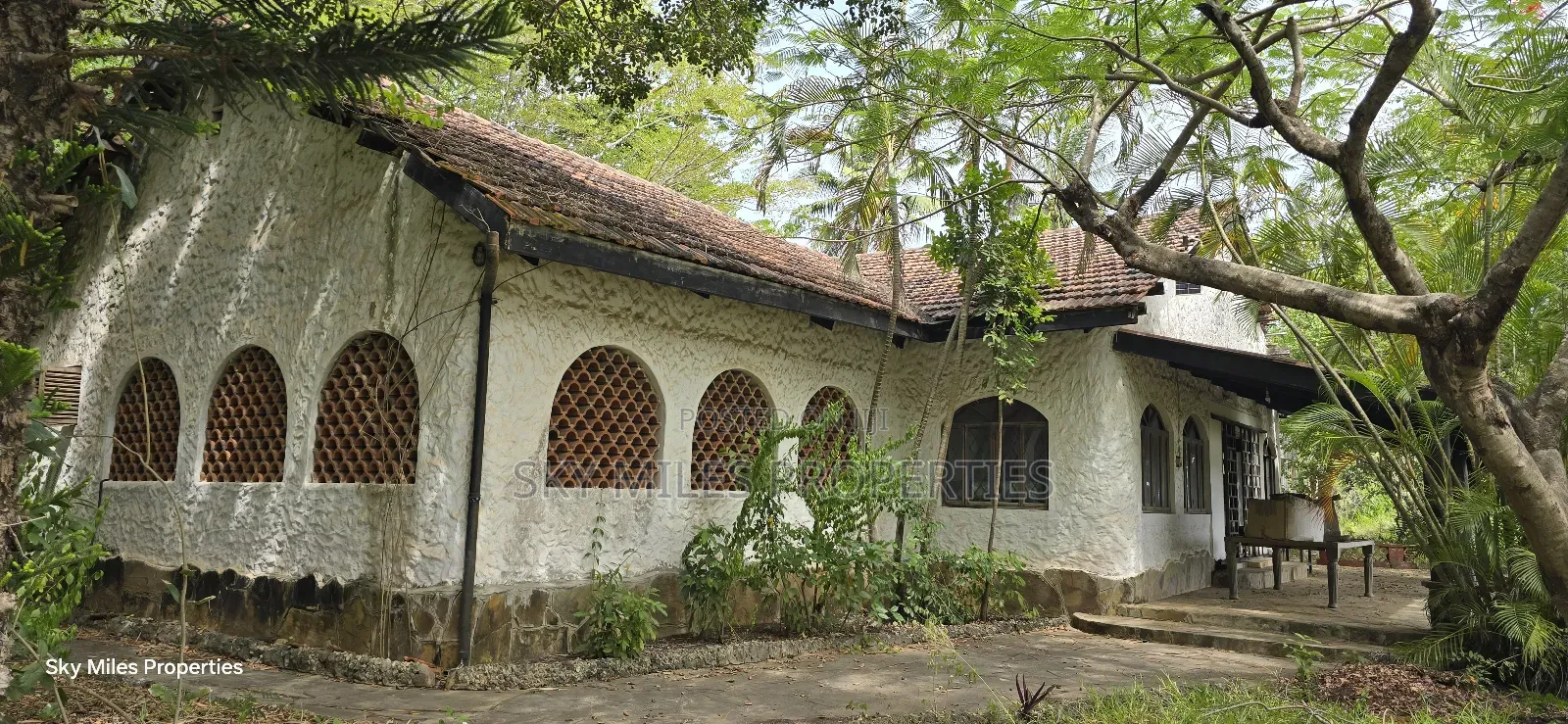 2-acre Prime Creekfront Beach Plot For Sale