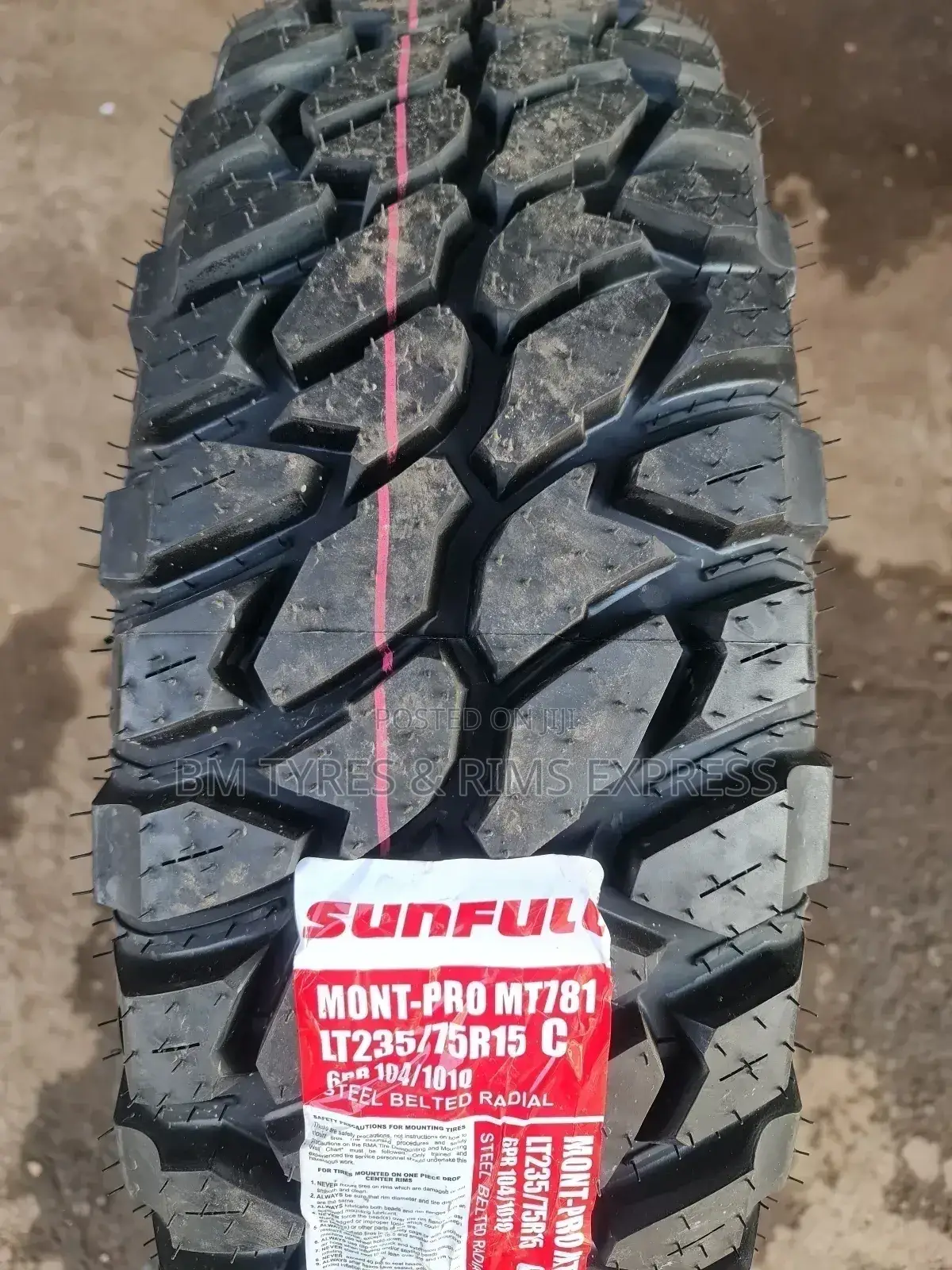 235 /75 R15 Sunfull Tyres (Mt) Commercial