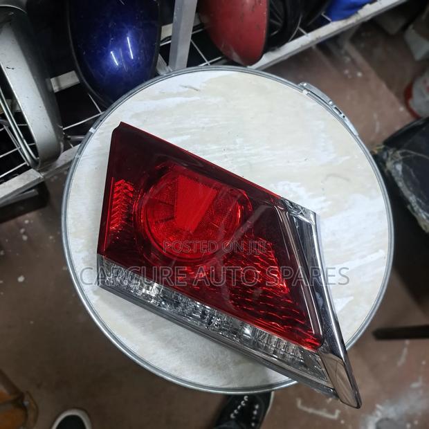 Crown Athlete 2013 to 2016 Boot Light