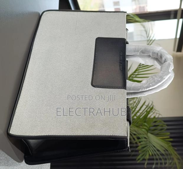 CHARLES KEITH Handbag New Sealed - thumbnail 3