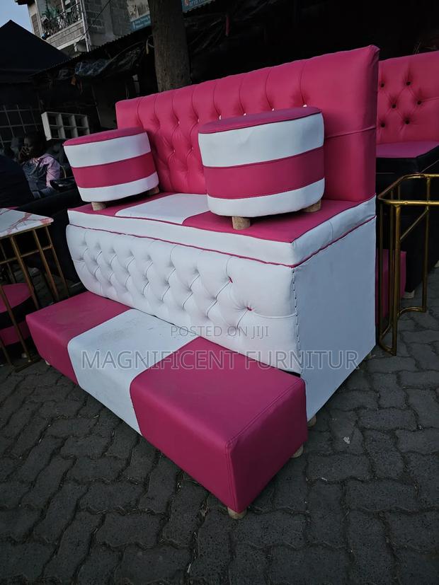 Pedicure Manicure Magnificent Seats - thumbnail 3