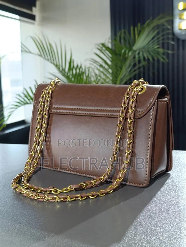 Liv Croc-Effect Grommet Chain-Handle Shoulder Bag - Noir - thumbnail 2