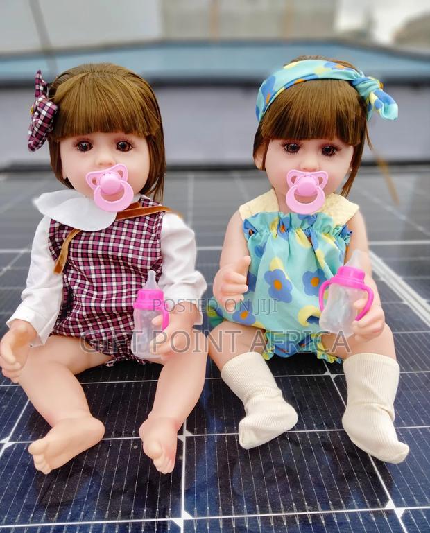 Beautiful 58cm White Dolls With Clothes