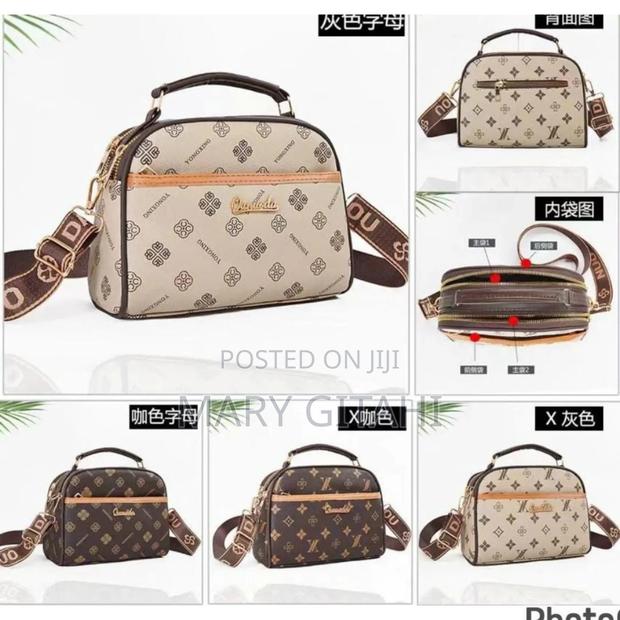 Women Shoulder Bag - main view