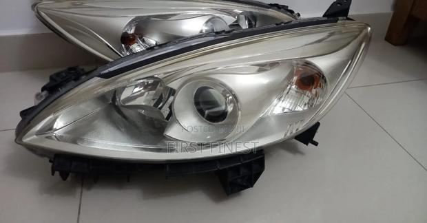 Mazda Premacy 2012 Non Xenon