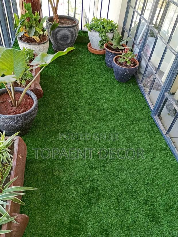 Balcony Flower Area Artificial Green Grass Carpet - main view