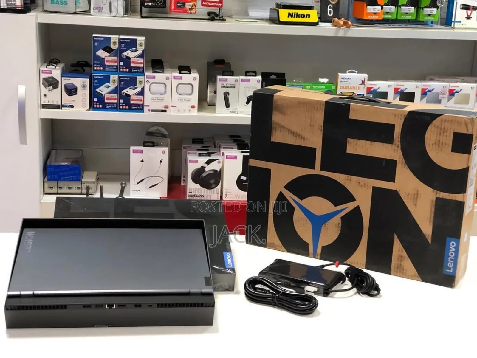 New Laptop Lenovo Legion 7 32GB Intel Core i9 SSD 1T