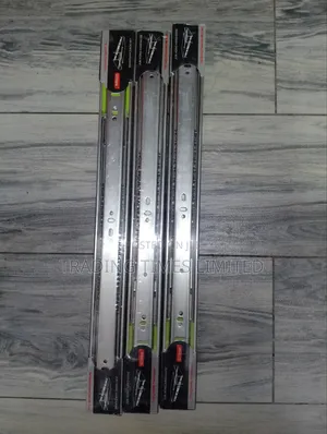 Moment Soft Close Drawer Rails 20inches