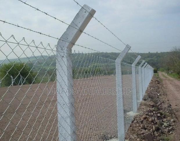Strong Chainlink Fence - thumbnail 3
