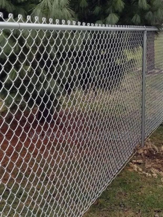 Stainless Flexible Chainlink - main view
