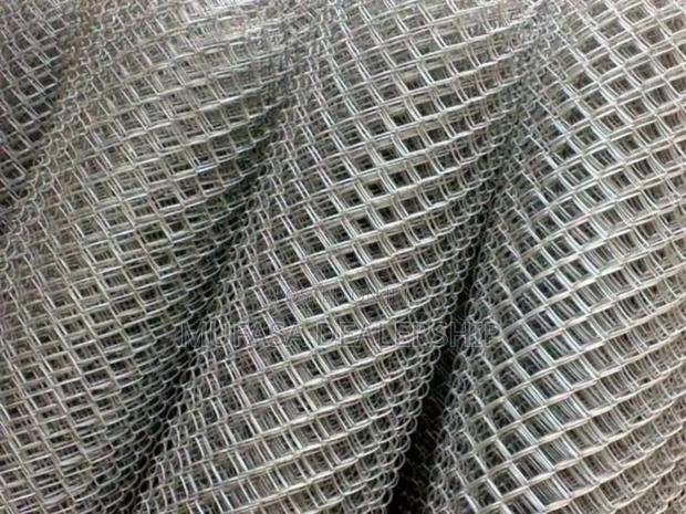 Top Plus Chainlink Fence