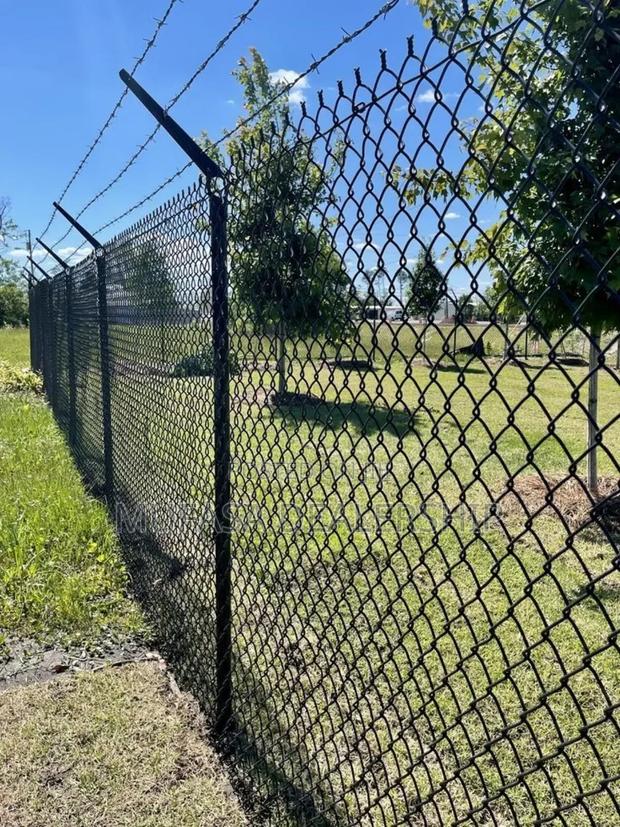Top Rated Chainlink Fence - main view