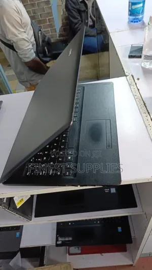 Laptop Toshiba Dynabook R634/M 4GB Intel Celeron HDD 250GB