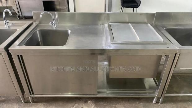 Top Notch Kitchen Sink With Work Space