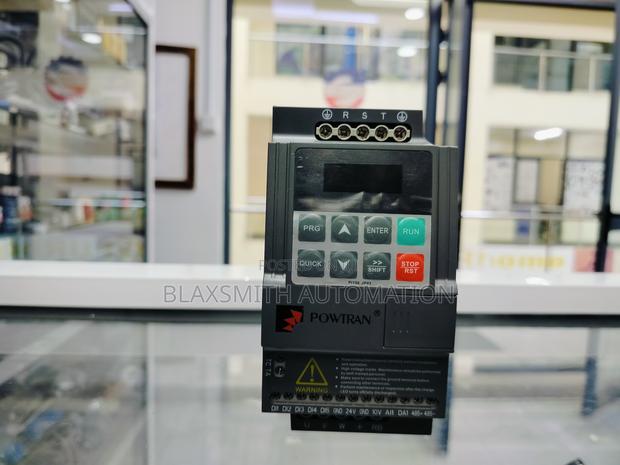 Powtran Variable Frequency Drive 2.2kw 3ph 2r2g3 - main view