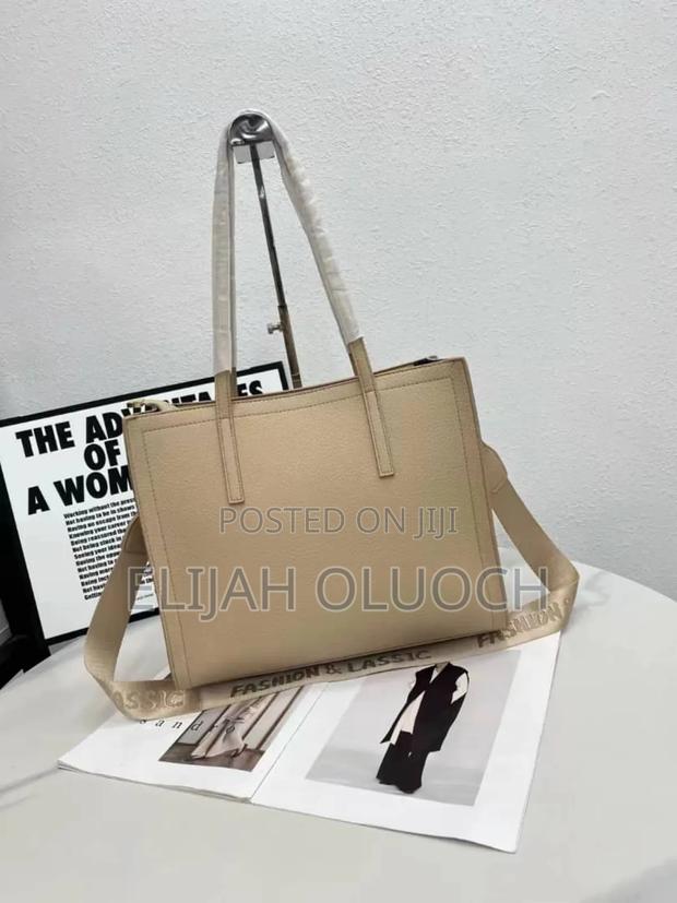 Large Portioned Shoulder Bags - thumbnail 3