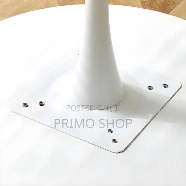 Dining Tables:Round Geometric Table for the Dining Room - thumbnail 2