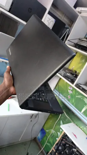 Laptop Toshiba Dynabook R634/M 4GB Intel Core I3 HDD 500GB