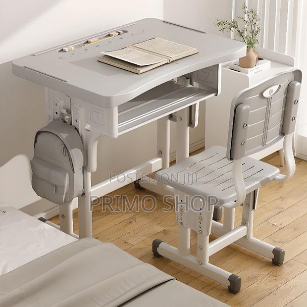 Kid's Furniture:Adjustable Manufactured Wood Childrens Desk