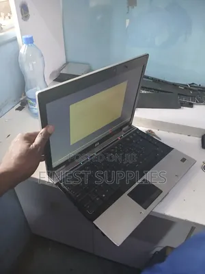 Laptop HP EliteBook 6930P 4GB Intel Pentium HDD 500GB