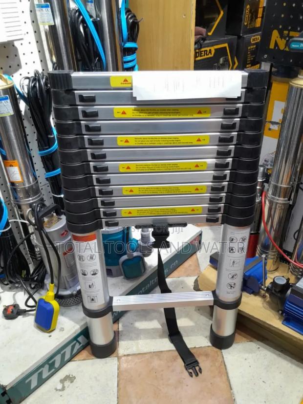 Adjustable Aluminium Telescopic Ladder 12ft 150kg Max Suppot