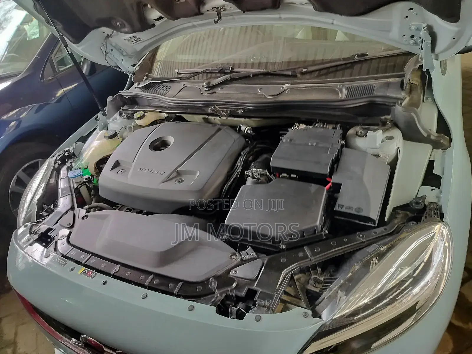 Volvo V40 2017 Off white