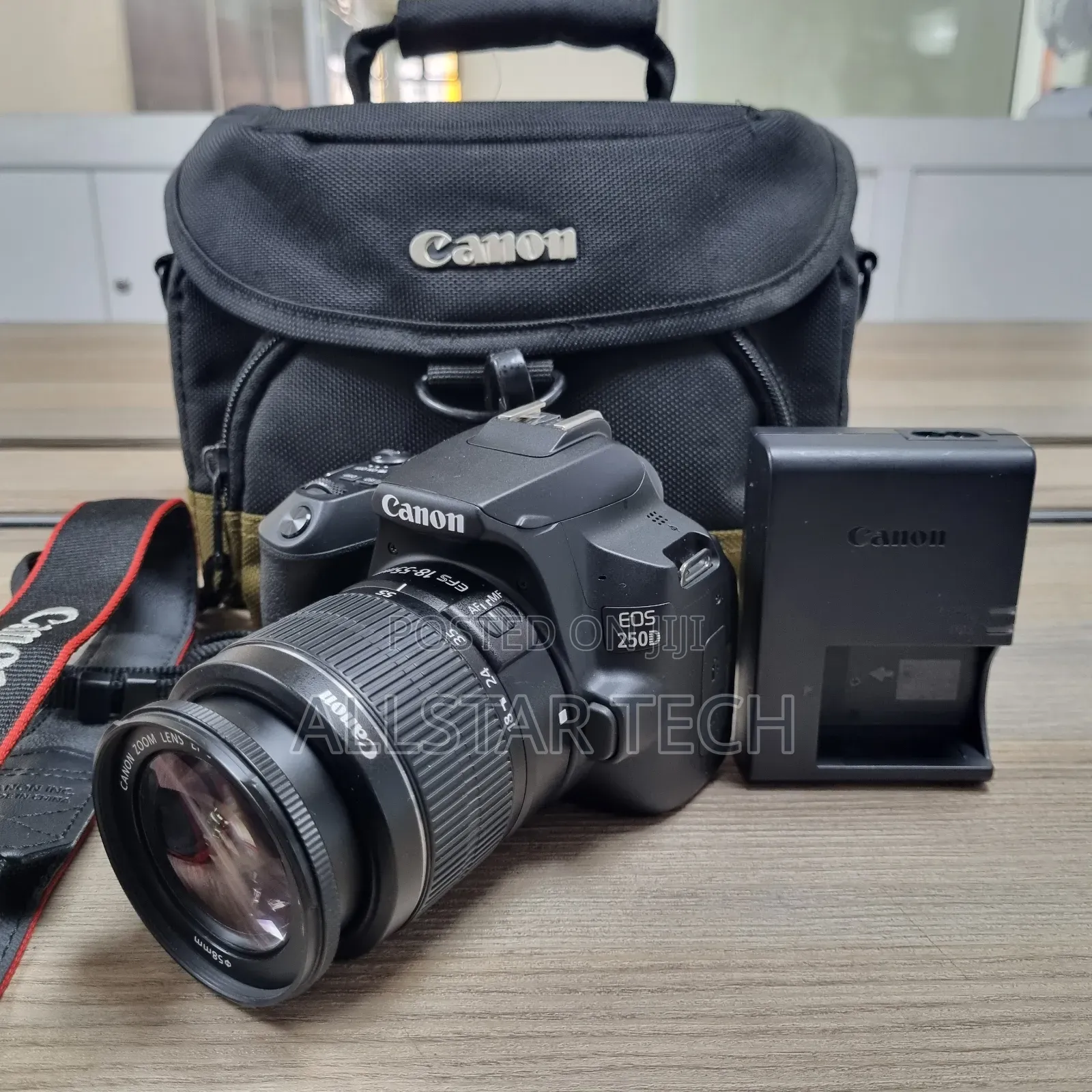 Canon EOS 250D DSLR Camera With 18-55mm Lens and Canon Bag
