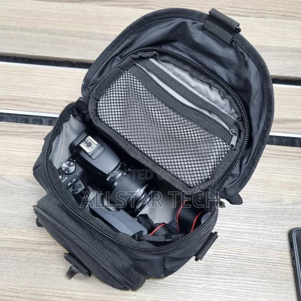 Canon EOS 250D DSLR Camera With 18-55mm Lens and Canon Bag - thumbnail 4