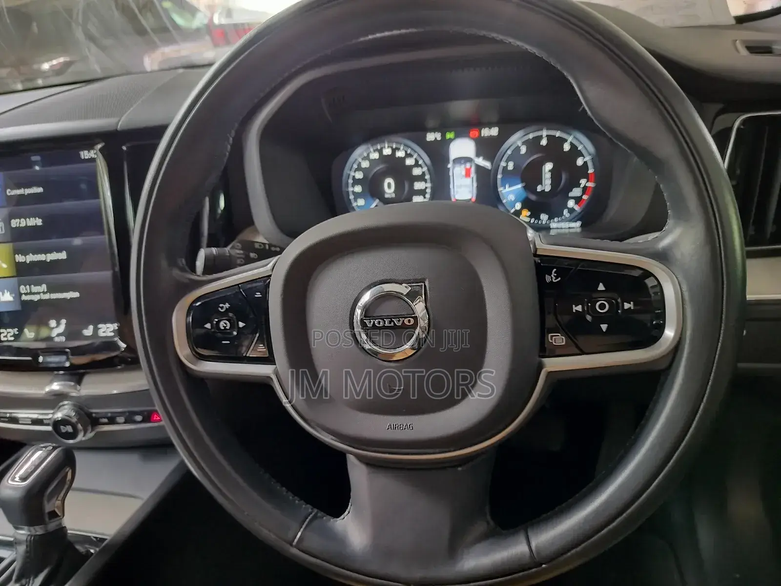 Volvo XC60 2018 Gray