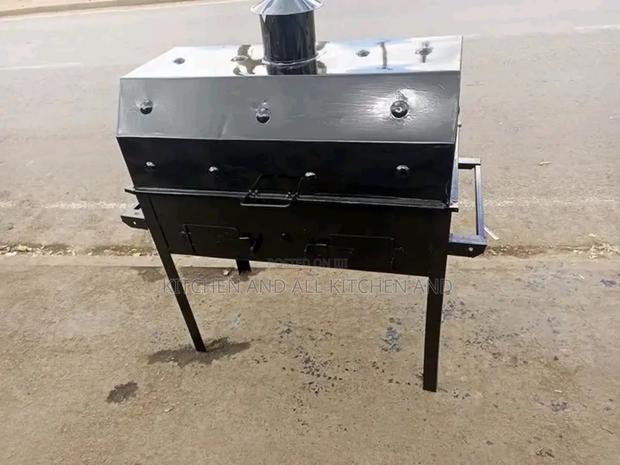 Top Notch Closed Choma Grill,High Quality