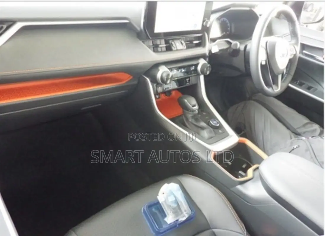 Toyota RAV4 Adventure AWD 2023 Green