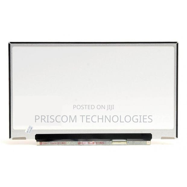 HP Elitebook 820 G3 Laptop Screen Replacement - main view