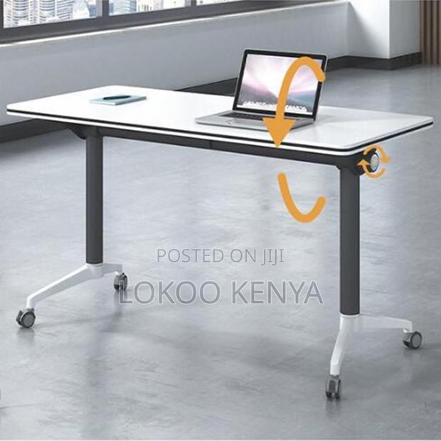 Office Desk: Portable Conference Desk With Wheels