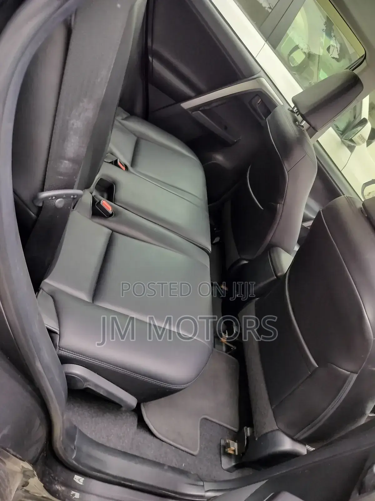 Toyota RAV4 2017 Gray