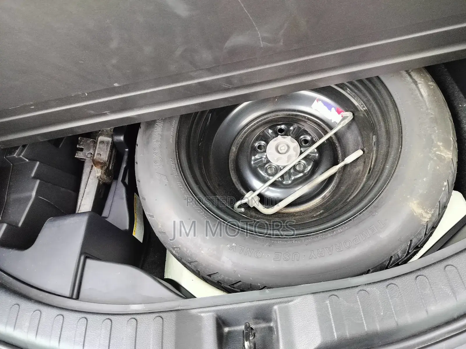 Toyota RAV4 2017 Gray