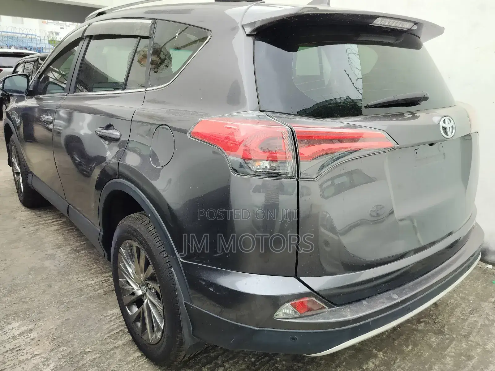 Toyota RAV4 2017 Gray