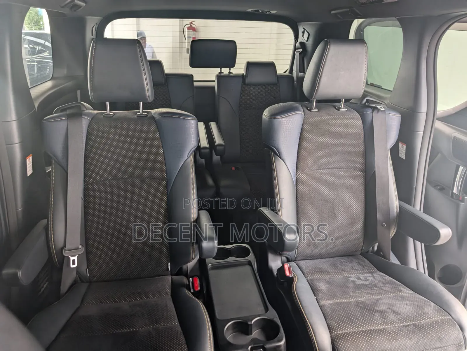 Toyota Vellfire 2018 White